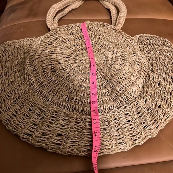 Lucky Brand crochet raffia circle tote bag - Picture 3 of 5
